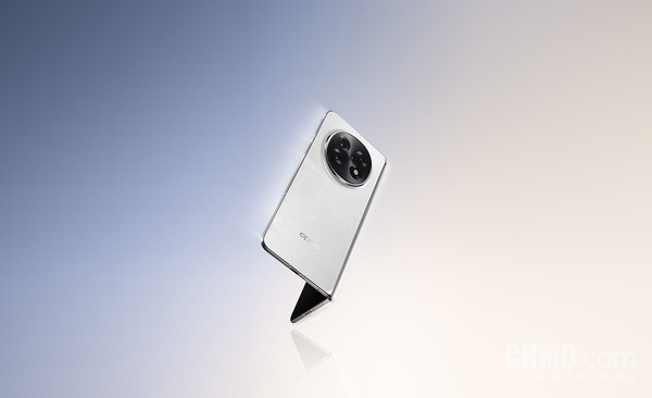 苹果服了!自购OPPO Find N5拆解:承认折痕水平难以超越